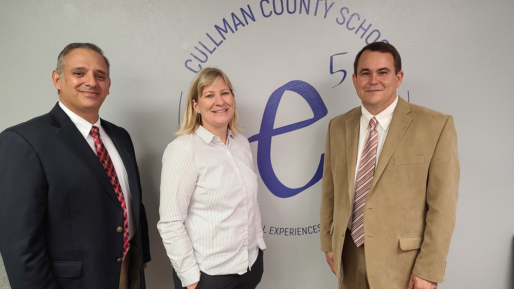 Michael Lindsey, Kristin Williams, Caleb Elrod