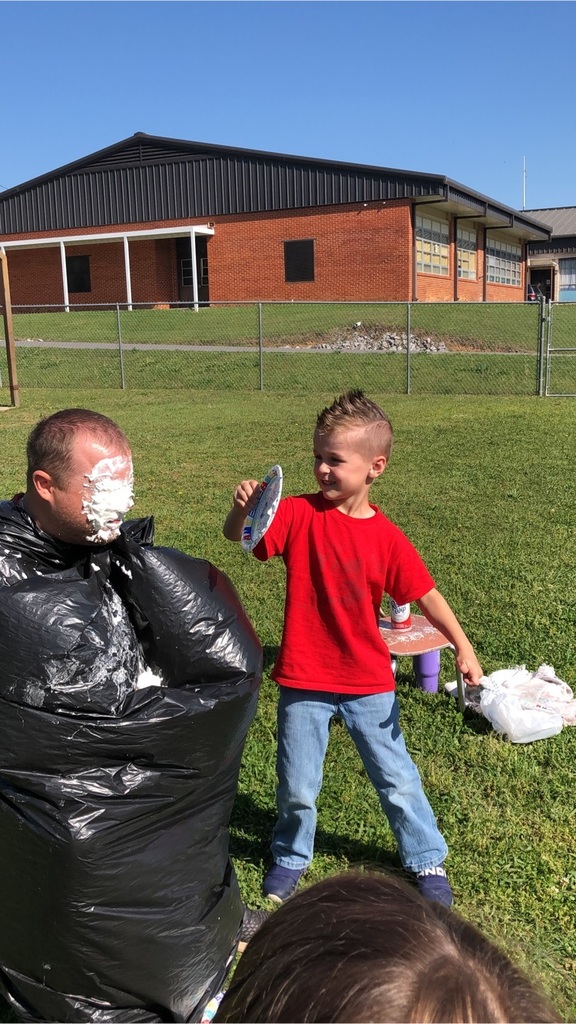 Coach Wiley face pie